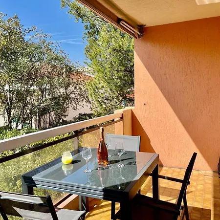 Les Pins Yourhosthelper Apartment *